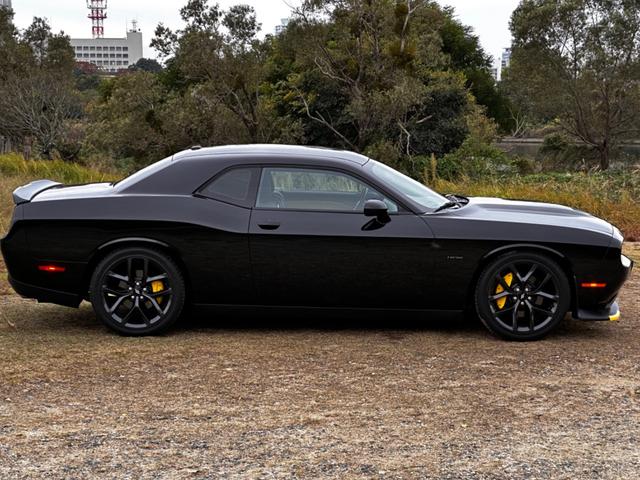 ダッジ・チャレンジャー R/T ボディーコーティング済み 2019年モデル 内装1部張り替え済み AppleCarPlay ビルシュタインショック Bluetooth 前後ドライブレコーダー バックカメラ ETC 禁煙車(12枚目)