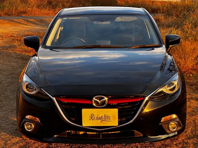 アクセラ １５Ｓ　６ＭＴ　ボディーコーティング済み　柿本改マフラー　ＷｅｄｓＳｐｏｒｔ１８インチＡＷ　Ｂｌｕｅｔｏｏｔｈ　バックカメラ　地デジフルセグＴＶ　ＬＥＤヘッドライト　オートライト　ＥＴＣ　純正ナビ　Ｐスタート（15枚目）