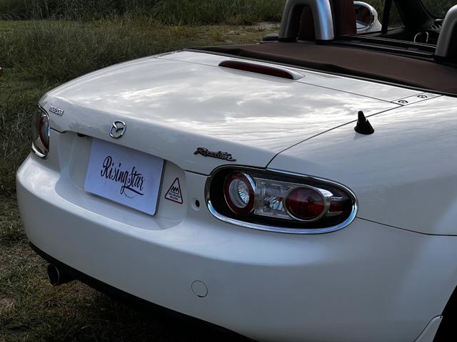 ロードスター VS ボディーコーティング済み 地デジTV バックカメラ オープンカー 社外ナビ 茶革シート シートヒーター パドルシフト スマートキー ETC HIDヘッドライト オートエアコン 16インチAW(25枚目)