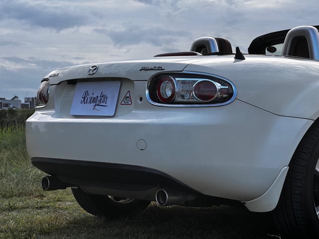 ロードスター VS ボディーコーティング済み 地デジTV バックカメラ オープンカー 社外ナビ 茶革シート シートヒーター パドルシフト スマートキー ETC HIDヘッドライト オートエアコン 16インチAW(26枚目)