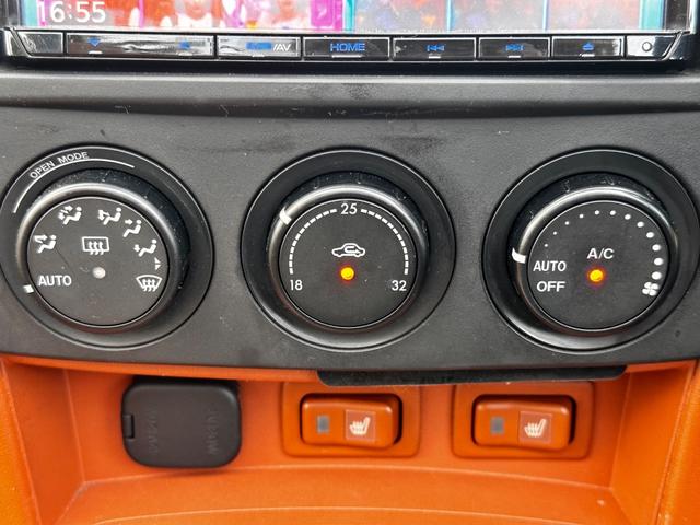 ロードスター VS ボディーコーティング済み 地デジTV バックカメラ オープンカー 社外ナビ 茶革シート シートヒーター パドルシフト スマートキー ETC HIDヘッドライト オートエアコン 16インチAW(75枚目)