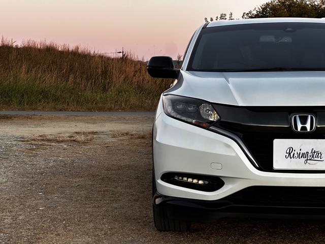 ヴェゼル ハイブリッドＲＳ・ホンダセンシング　ボディーコーティング済み　リア修復　Ｂｌｕｅｔｏｏｔｈ　地デジＴＶ　パドルシフト　ハーフレザーシート　バックカメラ　ＬＥＤヘッドライト　純正ナビ　禁煙車　シートヒーター　ＥＴＣ（15枚目）