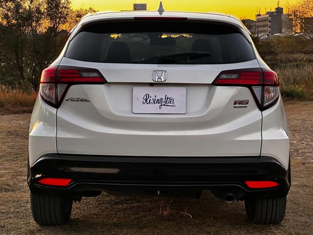 ヴェゼル ハイブリッドＲＳ・ホンダセンシング　ボディーコーティング済み　リア修復　Ｂｌｕｅｔｏｏｔｈ　地デジＴＶ　パドルシフト　ハーフレザーシート　バックカメラ　ＬＥＤヘッドライト　純正ナビ　禁煙車　シートヒーター　ＥＴＣ（21枚目）