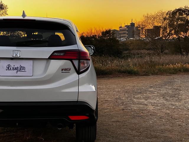 ヴェゼル ハイブリッドＲＳ・ホンダセンシング　ボディーコーティング済み　リア修復　Ｂｌｕｅｔｏｏｔｈ　地デジＴＶ　パドルシフト　ハーフレザーシート　バックカメラ　ＬＥＤヘッドライト　純正ナビ　禁煙車　シートヒーター　ＥＴＣ（24枚目）