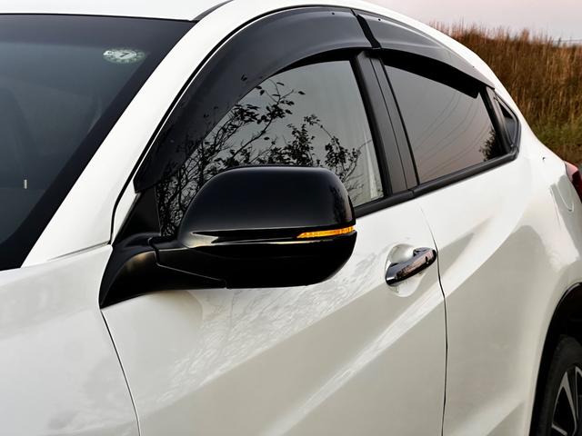 ヴェゼル ハイブリッドＲＳ・ホンダセンシング　ボディーコーティング済み　リア修復　Ｂｌｕｅｔｏｏｔｈ　地デジＴＶ　パドルシフト　ハーフレザーシート　バックカメラ　ＬＥＤヘッドライト　純正ナビ　禁煙車　シートヒーター　ＥＴＣ（31枚目）