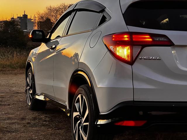 ヴェゼル ハイブリッドＲＳ・ホンダセンシング　ボディーコーティング済み　リア修復　Ｂｌｕｅｔｏｏｔｈ　地デジＴＶ　パドルシフト　ハーフレザーシート　バックカメラ　ＬＥＤヘッドライト　純正ナビ　禁煙車　シートヒーター　ＥＴＣ（34枚目）