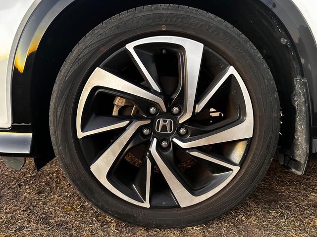 ヴェゼル ハイブリッドＲＳ・ホンダセンシング　ボディーコーティング済み　リア修復　Ｂｌｕｅｔｏｏｔｈ　地デジＴＶ　パドルシフト　ハーフレザーシート　バックカメラ　ＬＥＤヘッドライト　純正ナビ　禁煙車　シートヒーター　ＥＴＣ（46枚目）