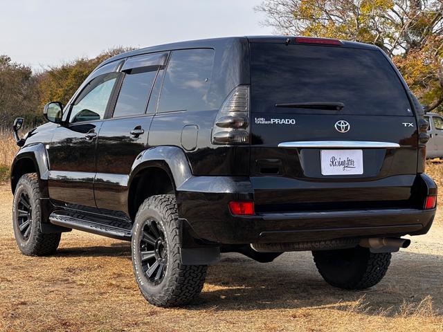ランドクルーザープラド TX ボディーコーティング済み リフトアップ Bluetooth 社外17インチAW 社外テール 社外HIDヘッドライト 地デジフルセグTV ドライブレコーダー 禁煙車 ETC グッドリッチタイヤ(8枚目)