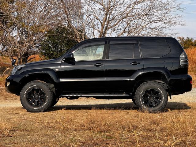 ランドクルーザープラド TX ボディーコーティング済み リフトアップ Bluetooth 社外17インチAW 社外テール 社外HIDヘッドライト 地デジフルセグTV ドライブレコーダー 禁煙車 ETC グッドリッチタイヤ(10枚目)