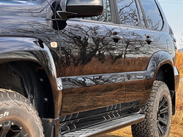 ランドクルーザープラド TX ボディーコーティング済み リフトアップ Bluetooth 社外17インチAW 社外テール 社外HIDヘッドライト 地デジフルセグTV ドライブレコーダー 禁煙車 ETC グッドリッチタイヤ(34枚目)