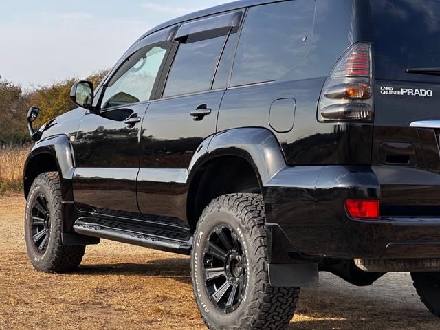 ランドクルーザープラド TX ボディーコーティング済み リフトアップ Bluetooth 社外17インチAW 社外テール 社外HIDヘッドライト 地デジフルセグTV ドライブレコーダー 禁煙車 ETC グッドリッチタイヤ(39枚目)