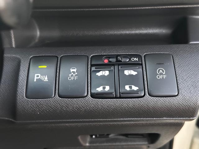 ステップワゴン Ｇ　コンフォートセレクション　ボディーコーティング済み　フリップダウンモニター　両側パワースライドドア　クリアランスソナー　バックカメラ　ドライブレコーダー　純正９インチナビ　地デジＴＶ　ＤＶＤ　ＨＩＤヘッドライト　社外１８ＡＷ（70枚目）