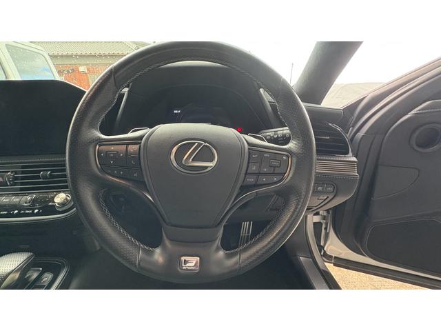 LS LS500h Fスポーツ ドライブレコーダー クリアランスソナー レーンアシスト オートクルーズコントロール パークアシスト フロントカメラ TV アルミホイール オートマチックハイビーム サンルーフ シートヒーター(6枚目)