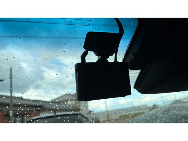 LS LS500h Fスポーツ ドライブレコーダー クリアランスソナー レーンアシスト オートクルーズコントロール パークアシスト フロントカメラ TV アルミホイール オートマチックハイビーム サンルーフ シートヒーター(16枚目)