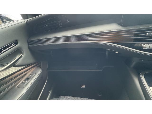 LS LS500h Fスポーツ ドライブレコーダー クリアランスソナー レーンアシスト オートクルーズコントロール パークアシスト フロントカメラ TV アルミホイール オートマチックハイビーム サンルーフ シートヒーター(23枚目)