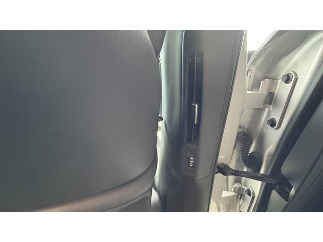 LS LS500h Fスポーツ ドライブレコーダー クリアランスソナー レーンアシスト オートクルーズコントロール パークアシスト フロントカメラ TV アルミホイール オートマチックハイビーム サンルーフ シートヒーター(25枚目)