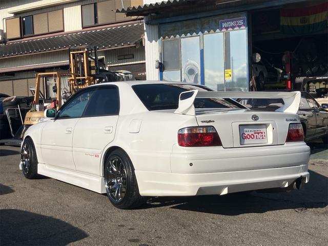 チェイサー ツアラー アルミホイール オートライト MT キーレスエントリー CD MD エアコン パワーウィンドウ 助手席エアバッグ(18枚目)