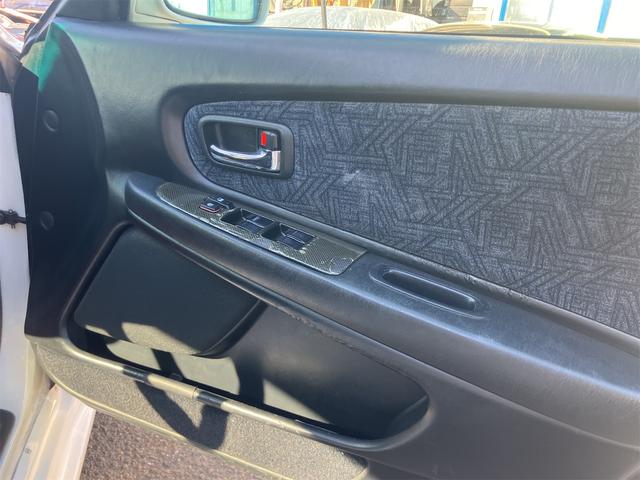 チェイサー ツアラー アルミホイール オートライト MT キーレスエントリー CD MD エアコン パワーウィンドウ 助手席エアバッグ(25枚目)