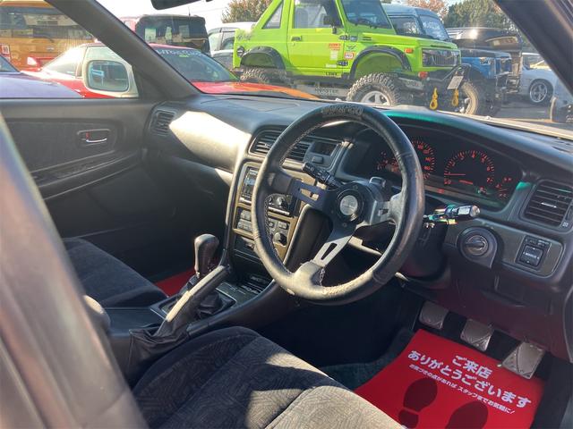 チェイサー ツアラー アルミホイール オートライト MT キーレスエントリー CD MD エアコン パワーウィンドウ 助手席エアバッグ(28枚目)