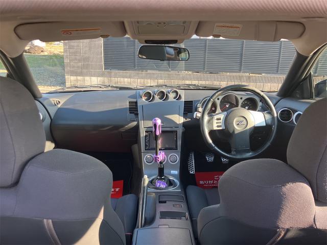 フェアレディZ ベースグレード ETC AT HID キーレスエントリー アルミホイール 盗難防止システム 衝突安全ボディ ABS ESC CD DVD再生 エアコン パワーステアリング パワーウィンドウ(2枚目)