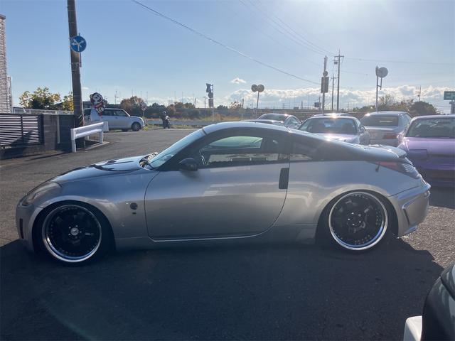 フェアレディZ ベースグレード ETC AT HID キーレスエントリー アルミホイール 盗難防止システム 衝突安全ボディ ABS ESC CD DVD再生 エアコン パワーステアリング パワーウィンドウ(22枚目)