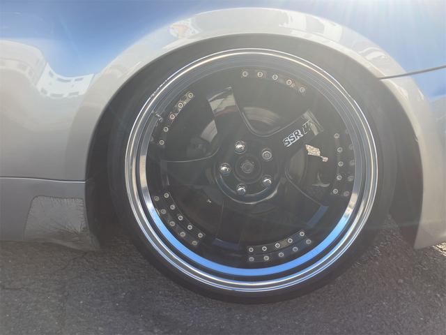 フェアレディZ ベースグレード ETC AT HID キーレスエントリー アルミホイール 盗難防止システム 衝突安全ボディ ABS ESC CD DVD再生 エアコン パワーステアリング パワーウィンドウ(25枚目)