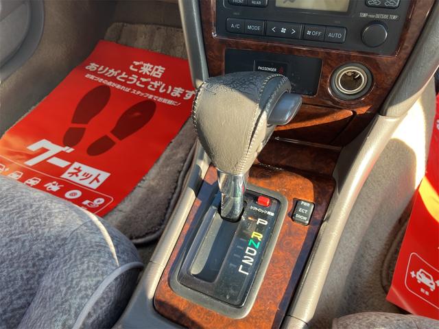 チェイサー アバンテロードリー アルミホイール HID AT キーレスエントリー パワーシート CD MD ABS エアコン パワーステアリング パワーウィンドウ(5枚目)