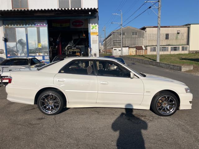 チェイサー アバンテロードリー アルミホイール HID AT キーレスエントリー パワーシート CD MD ABS エアコン パワーステアリング パワーウィンドウ(14枚目)