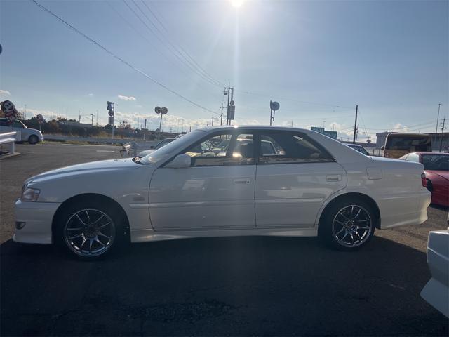 チェイサー アバンテロードリー アルミホイール HID AT キーレスエントリー パワーシート CD MD ABS エアコン パワーステアリング パワーウィンドウ(18枚目)