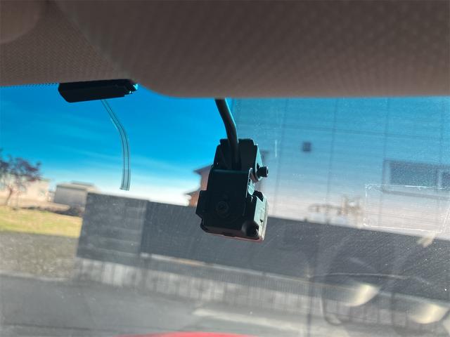 フェアレディZ ベースグレード ドライブレコーダー ナビ TV AT HID キーレスエントリー 電動格納ミラー アルミホイール 盗難防止システム 衝突安全ボディ ABS CD エアコン パワーステアリング パワーウィンドウ(40枚目)