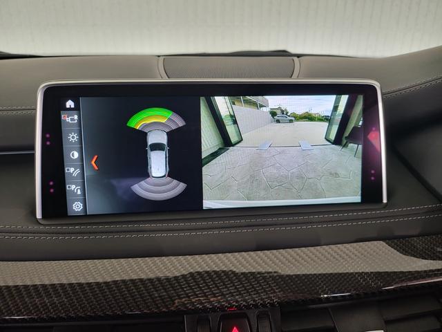 ベースグレード　パノラマガラスサンルーフ　純正ナビ　フルセグ　バックカメラ　全周囲カメラ　メモリー付革シート　前席ベンチレーションシート　後席シートヒーター　ハーマンカードン　２０ＡＷ(29枚目)