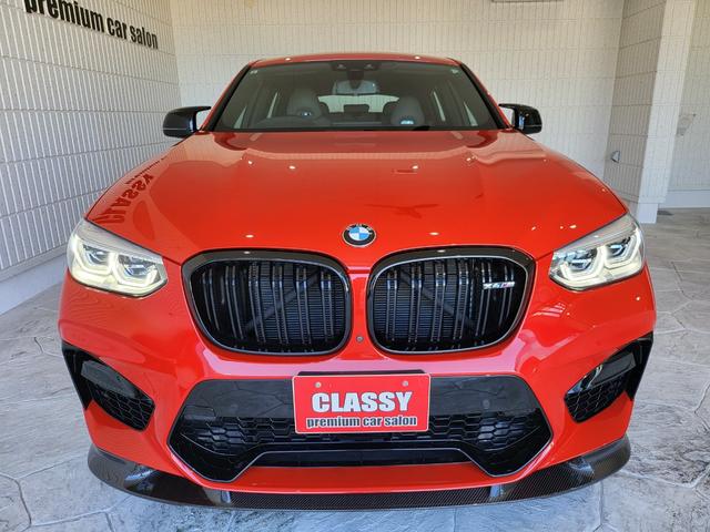 X4 M コンペティション 革シート 前席ベンチレーション&シートヒーター 後席シートヒーター 純正ナビ フルセグ 全周囲カメラ カーボン(Fスポイラー・サイドスカート) カーボンインテリア H&Rダウンサス 21AW(5枚目)