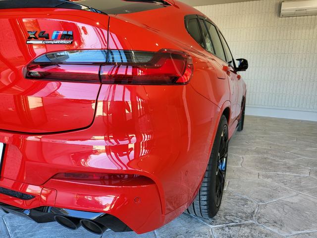 X4 M コンペティション 革シート 前席ベンチレーション&シートヒーター 後席シートヒーター 純正ナビ フルセグ 全周囲カメラ カーボン(Fスポイラー・サイドスカート) カーボンインテリア H&Rダウンサス 21AW(38枚目)
