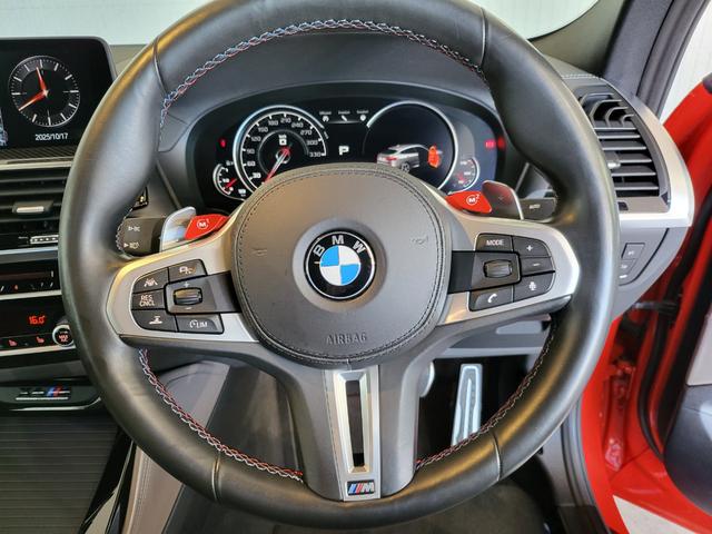 X4 M コンペティション 革シート 前席ベンチレーション&シートヒーター 後席シートヒーター 純正ナビ フルセグ 全周囲カメラ カーボン(Fスポイラー・サイドスカート) カーボンインテリア H&Rダウンサス 21AW(55枚目)