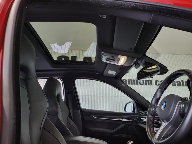 Ｘ６ Ｍ ベースグレード　サンルーフ　黒革シート　リヤエンターテインメントシステム　前席ベンチレーション＆シートヒーター　後席シートヒーター　純正ナビ　フルセグ　バックカメラ　ハーマンカードン　２１ＡＷ（22枚目）