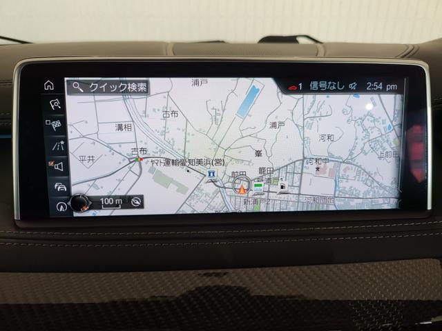 Ｘ６ Ｍ ベースグレード　サンルーフ　黒革シート　リヤエンターテインメントシステム　前席ベンチレーション＆シートヒーター　後席シートヒーター　純正ナビ　フルセグ　バックカメラ　ハーマンカードン　２１ＡＷ（52枚目）