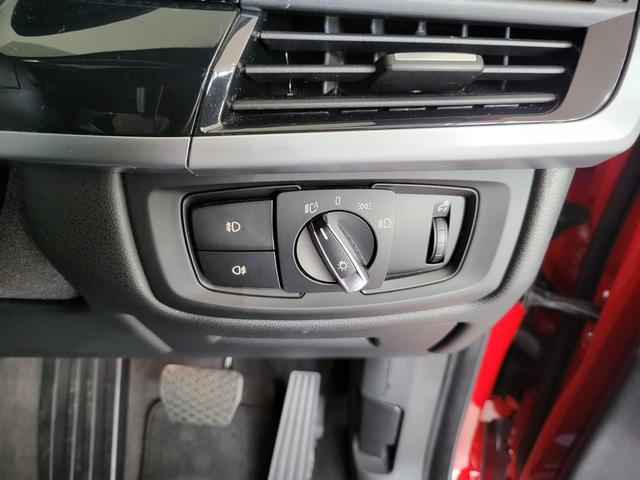 Ｘ６ Ｍ ベースグレード　サンルーフ　黒革シート　リヤエンターテインメントシステム　前席ベンチレーション＆シートヒーター　後席シートヒーター　純正ナビ　フルセグ　バックカメラ　ハーマンカードン　２１ＡＷ（58枚目）