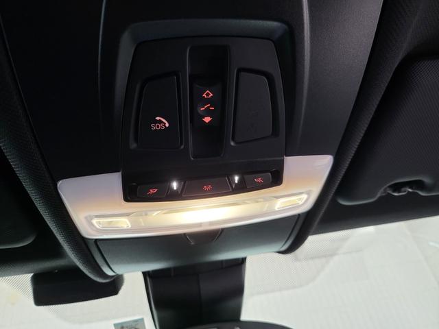 Ｘ６ Ｍ ベースグレード　サンルーフ　黒革シート　リヤエンターテインメントシステム　前席ベンチレーション＆シートヒーター　後席シートヒーター　純正ナビ　フルセグ　バックカメラ　ハーマンカードン　２１ＡＷ（60枚目）