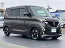 エマージェンシーブレーキ(衝突被害軽減ブレーキ)、フロントカメラが車両や歩行者を検知し警告音と共に衝突回避、軽減をアシストしてくれます。
