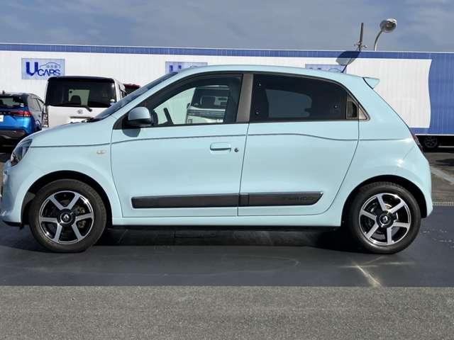 トゥインゴ インテンス　［ＥＴＣ・ラジオ（ＵＳＢ接続端子付き）・アイドリングストップ・フォグランプ・１５インチ純正アルミホイール・リアコーナーセンサー］（9枚目）