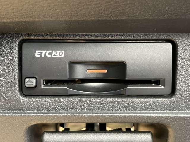 ノート オーテック　［ニッサンコネクトナビ・プロパイロット・アラウンドビューモニター・ドライブレコーダー（前後）・ＥＴＣ２．０・ワイヤレススマホ充電器・インテリジェントルームミラー・１６インチ専用アルミホイール］（6枚目）