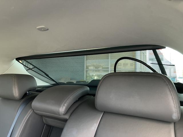 フーガハイブリッド ＶＩＰ　［ＨＤＤナビ・ＴＶ・本革シート・ＥＴＣ・ドライブレコーダー・１８インチ純正アルミホイール・バックモニター・全席電動パワーシート・クルーズコントロール・リア電動サンシェイド・後席読書灯］（27枚目）