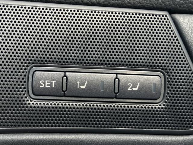 シーマ ハイブリッド　ＶＩＰ　［ＨＤＤナビ・ＴＶ・本革シート・ガラスサンルーフ・電動パワーシート・アラウンドビューモニター・クルーズコントロール・キセノンヘッドライト・フォグランプ・ＥＴＣ・１８インチ純正アルミホイール］（21枚目）