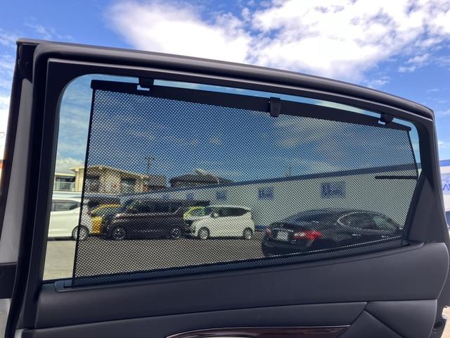 シーマ ハイブリッド　ＶＩＰ　［ＨＤＤナビ・ＴＶ・本革シート・ガラスサンルーフ・電動パワーシート・アラウンドビューモニター・クルーズコントロール・キセノンヘッドライト・フォグランプ・ＥＴＣ・１８インチ純正アルミホイール］（24枚目）