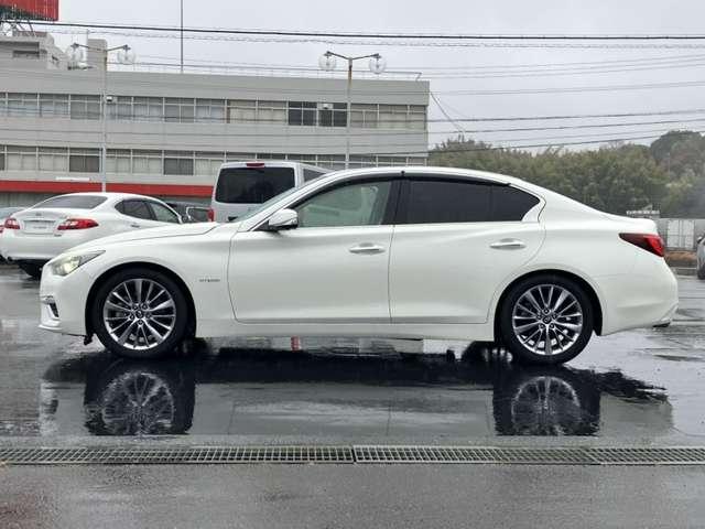 スカイライン ３．５　３５０ＧＴ　ハイブリッド　タイプＰ　［ニッサンコネクトナビ］（12枚目）