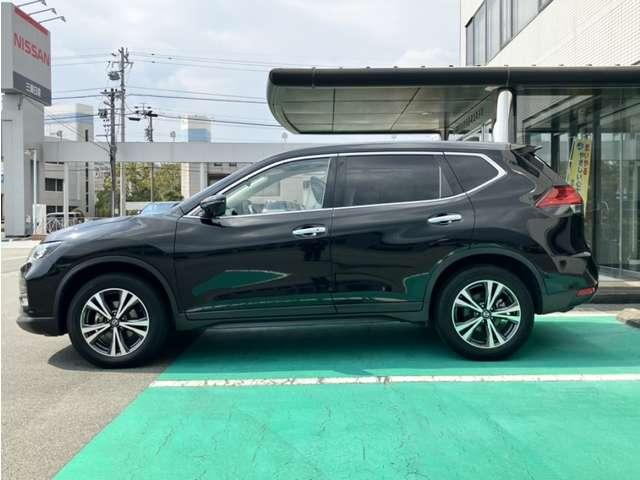 エクストレイル ２．０　２０Ｘｉ　２列車　４ＷＤ（17枚目）