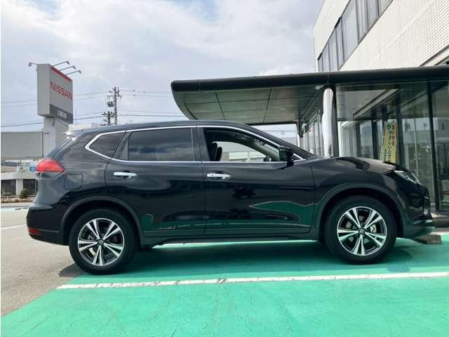 エクストレイル ２．０　２０Ｘｉ　２列車　４ＷＤ（18枚目）