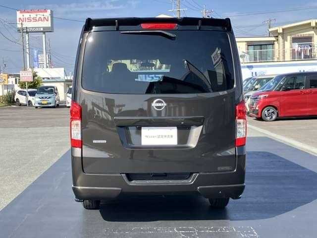 NV350キャラバンバン 2.0 プレミアムGX クロムギア パッケージ バージョンブラック ロングボディ(11枚目)