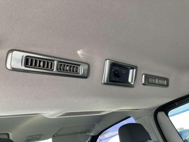 NV350キャラバンバン 2.0 プレミアムGX クロムギア パッケージ バージョンブラック ロングボディ(16枚目)