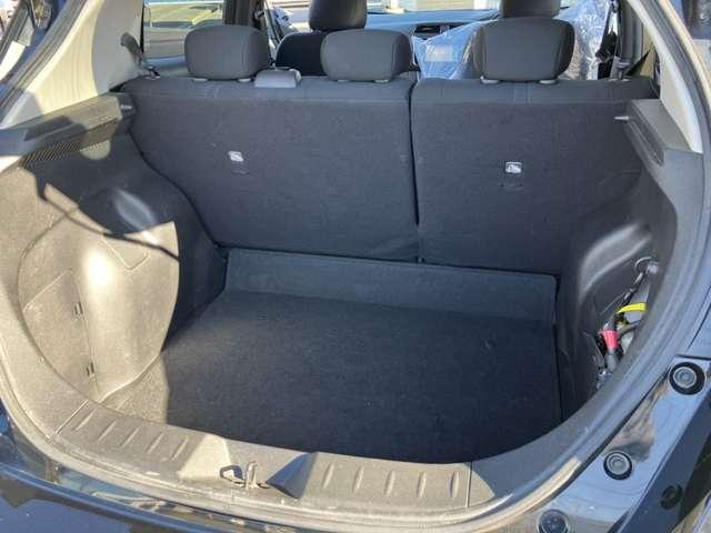 リーフ Ｘ　１０万台記念車　［ニッサンコネクトナビ］（18枚目）